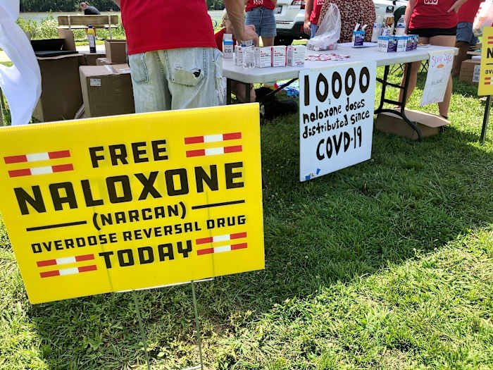 US Overdose Deaths Drop 27% in 2024: A Historic Milestone