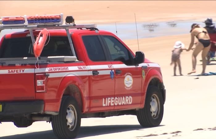 Tragic Lightning Strike Claims Life of Man on New Smyrna Beach