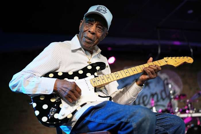 Buddy Guy’s ‘Sinners’ Album Proves the Blues Are Alive and Well