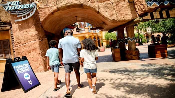 Universal Orlando Honors Passholders With Perks and Events