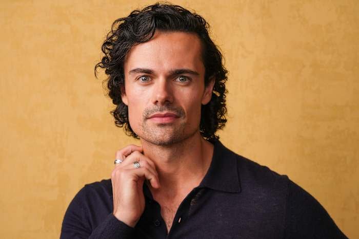 'Outlander: Blood of My Blood' Prequel Explores Fraser Roots