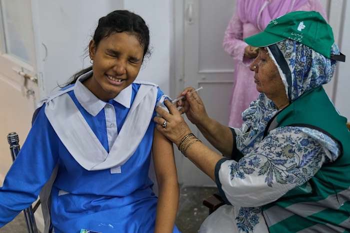 Pakistan Vaccinates 9 Million Girls Despite Online Skepticism