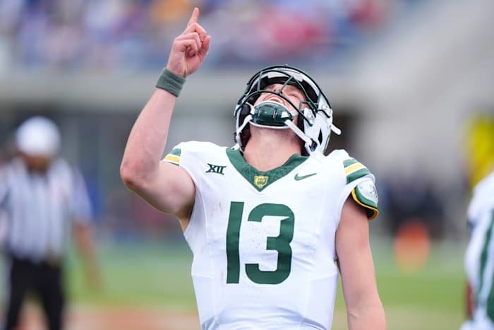 Sawyer Robertson Shines as AP Player of the Week After Baylor Comeback