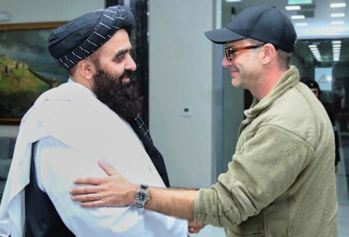 Taliban, US Envoys Discuss Normalizing Relations in Latest Talks