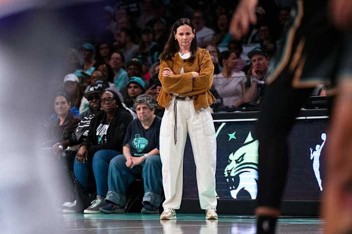 New York Liberty Say Goodbye to Championship Coach Brondello